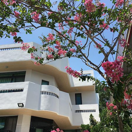 Literature River Bank 文學河岸 民宿 Hualien Exterior foto