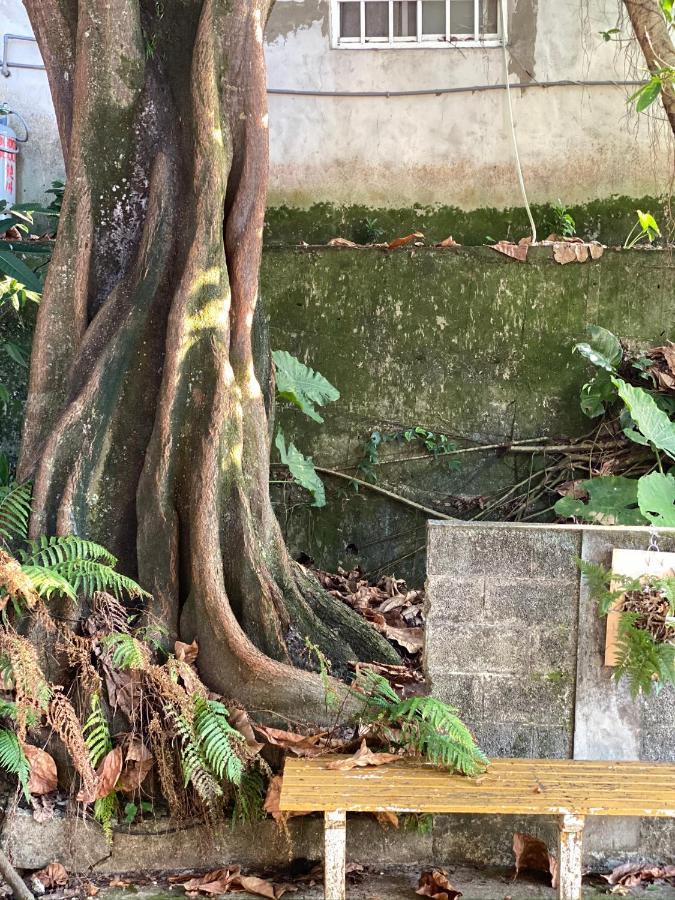 Literature River Bank 文學河岸 民宿 Hualien Exterior foto