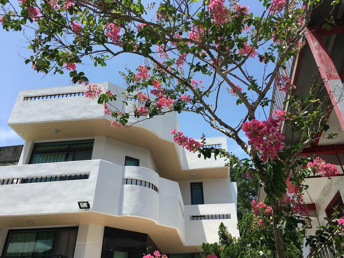 Literature River Bank 文學河岸 民宿 Hualien Exterior foto